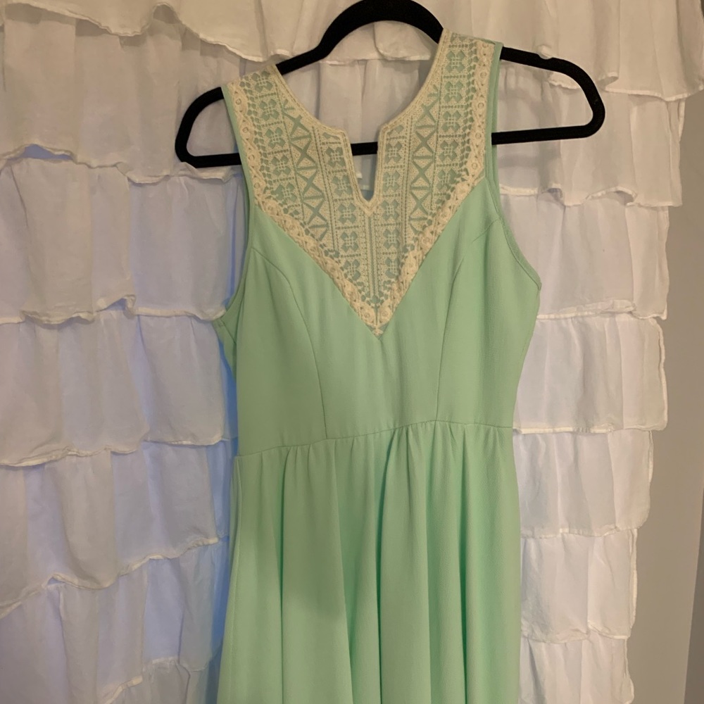 Francesca’s mint green and white dress